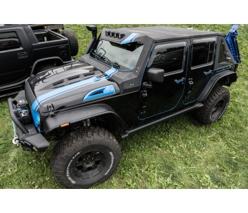 Броня за предно стъкло на Jeep Wrangler JK (2007-2018)